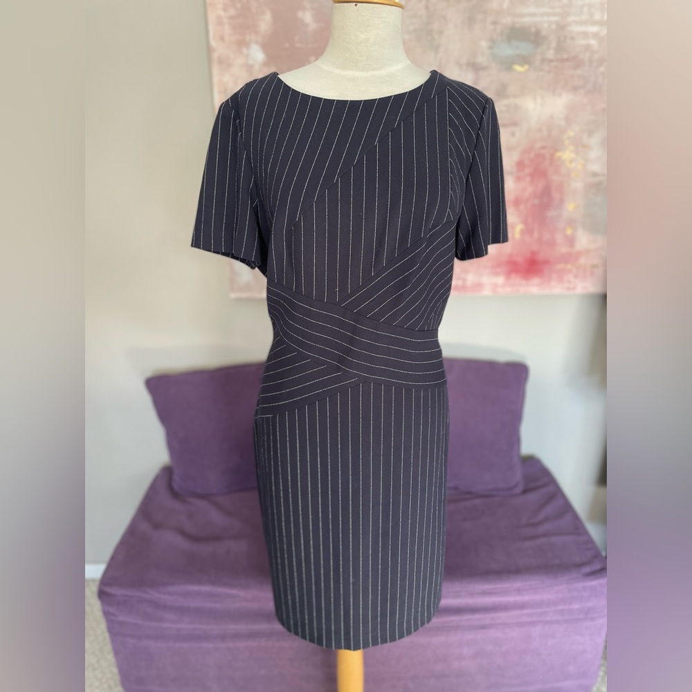 TAHARI Arthur S Levine Short Sleeve  Dress Size 8 Navy with‎ White Stripes L/XL